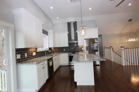 11 Alder St, Saugus, MA 01906 photo 10