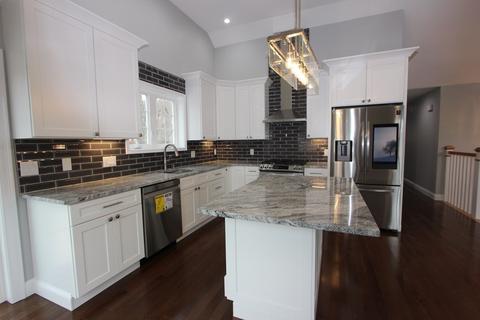 11 Alder St, Saugus, MA 01906 photo 8
