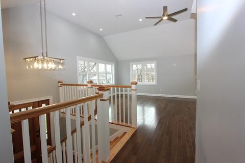 11 Alder St, Saugus, MA 01906 photo 5
