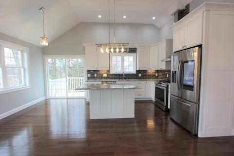 11 Alder St, Saugus, MA 01906 photo 7