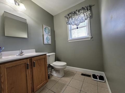 182 Vale St, Fall River, MA 02724 photo 15