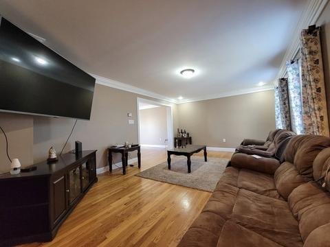 182 Vale St, Fall River, MA 02724 photo 6