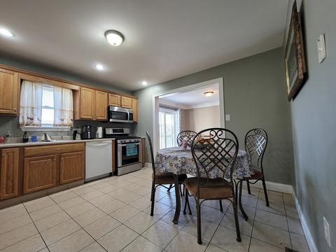 182 Vale St, Fall River, MA 02724 photo 11