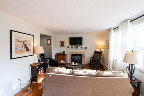 76 Connemara Cir, Barnstable, MA 02601 photo 3