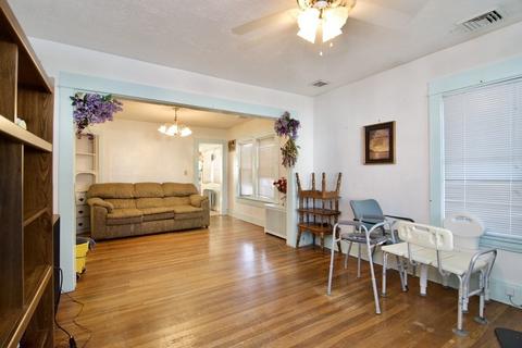 57 Bevier St, Springfield, MA 01107 photo 14