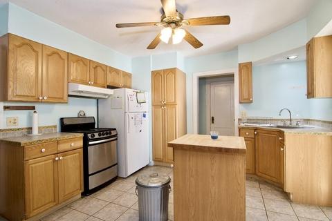 57 Bevier St, Springfield, MA 01107 photo 4