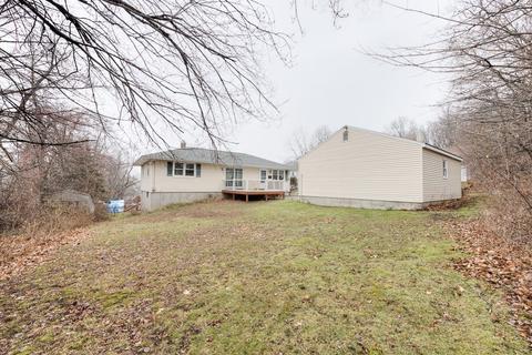 50 Dillon St, Worcester, MA 01604 photo 37