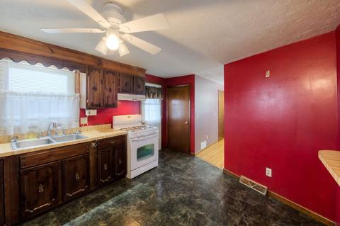 50 Dillon St, Worcester, MA 01604 photo 21