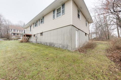 50 Dillon St, Worcester, MA 01604 photo 39