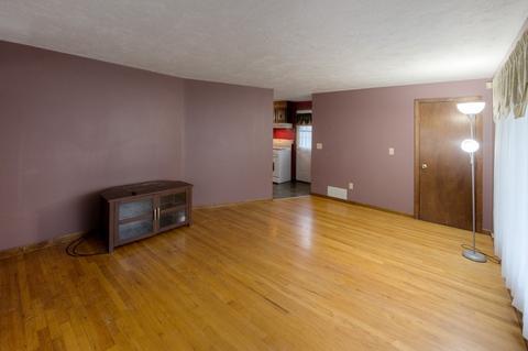 50 Dillon St, Worcester, MA 01604 photo 7