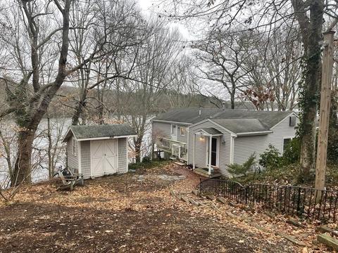 141 Timberlane Dr, Mashpee, MA 02649 photo 3