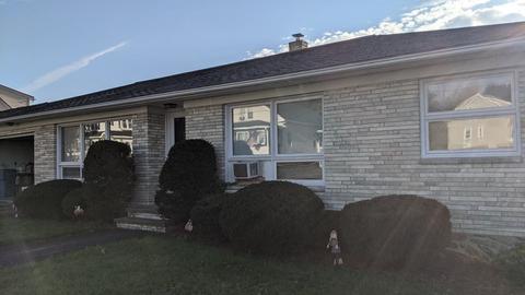 8 Everett Ave, Webster, MA 01570 photo 1