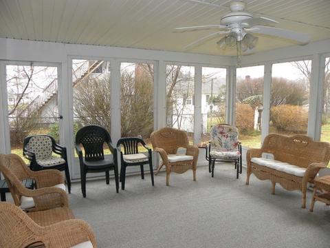 8 Everett Ave, Webster, MA 01570 photo 11