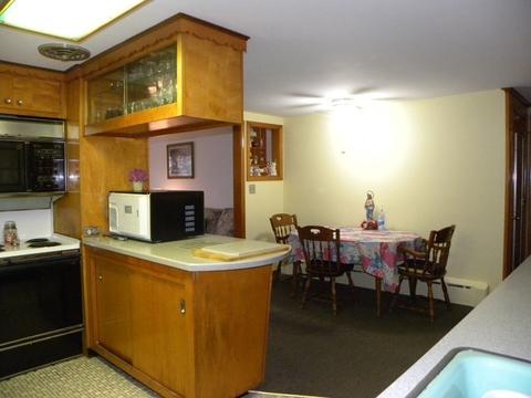 8 Everett Ave, Webster, MA 01570 photo 18
