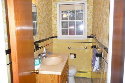 53 Bow St, Millis, MA 02054 photo 8