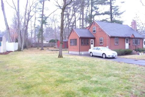 53 Bow St, Millis, MA 02054 photo 5