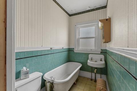 60 Moss St, Fall River, MA 02720 photo 38