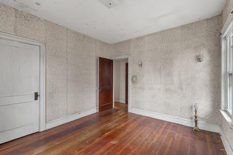 60 Moss St, Fall River, MA 02720 photo 37