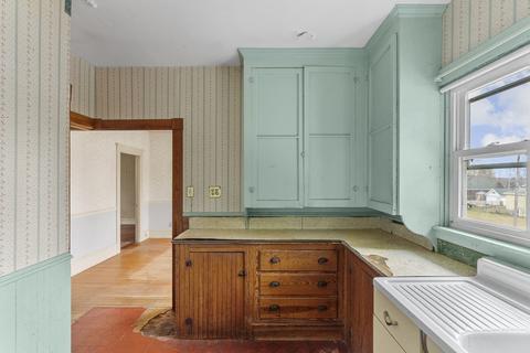 60 Moss St, Fall River, MA 02720 photo 40