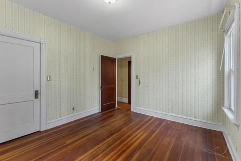 60 Moss St, Fall River, MA 02720 photo 22