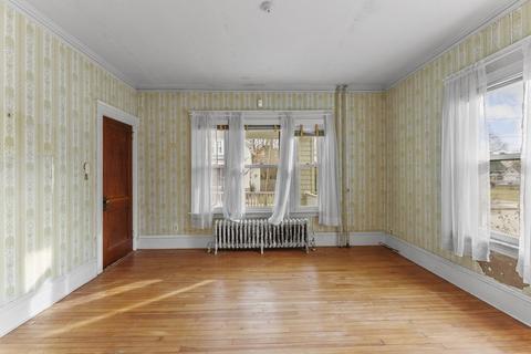 60 Moss St, Fall River, MA 02720 photo 10