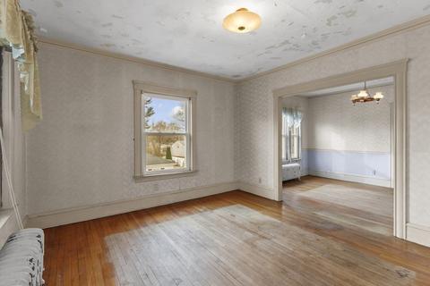 60 Moss St, Fall River, MA 02720 photo 33