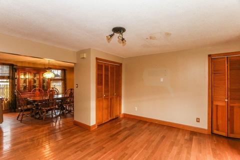 890 Front St, Chicopee, MA 01020 photo 17