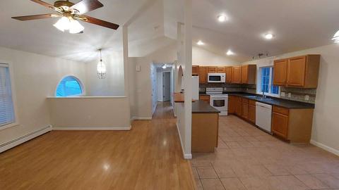 55 3rd St, Worcester, MA 01602 photo 7