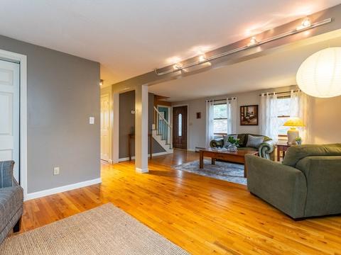4 Heights Ter, Maynard, MA 01754 photo 10