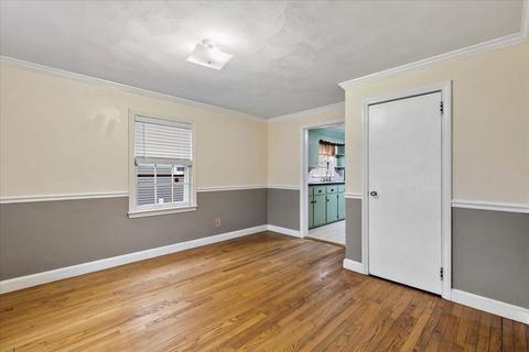 22 Lancaster St, Springfield, MA 01118 photo 15