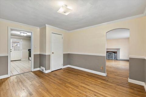 22 Lancaster St, Springfield, MA 01118 photo 17