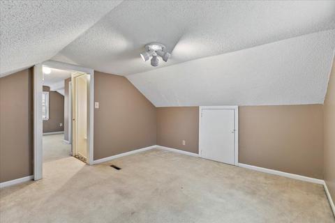 22 Lancaster St, Springfield, MA 01118 photo 20