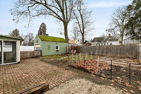22 Lancaster St, Springfield, MA 01118 photo 28