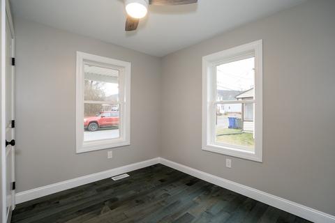 20 Pine St, Easthampton, MA 01027 photo 22