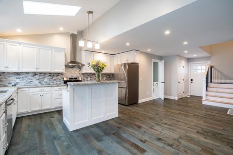20 Pine St, Easthampton, MA 01027 photo 5