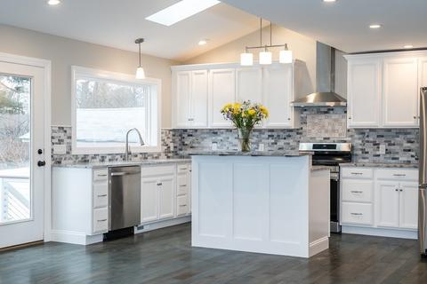 20 Pine St, Easthampton, MA 01027 photo 9