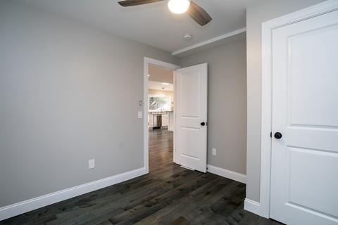 20 Pine St, Easthampton, MA 01027 photo 23