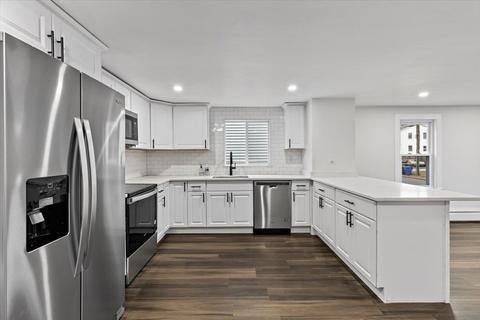 161 Laconia St, Springfield, MA 01129 photo 10