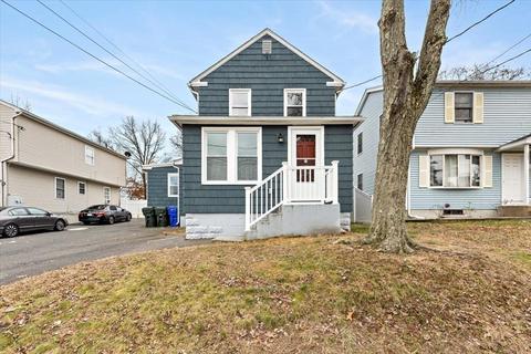 161 Laconia St, Springfield, MA 01129 photo 2
