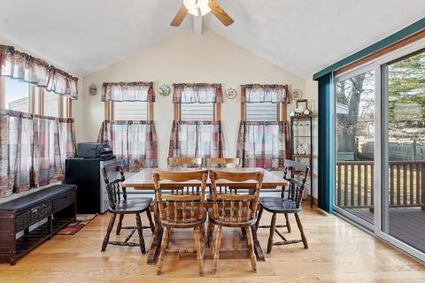 42 A St, Reading, MA 01867 photo 6