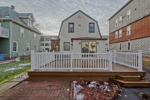 22 Adams St, Chicopee, MA 01013 photo 7