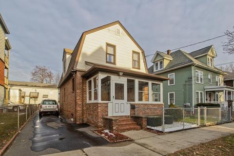 22 Adams St, Chicopee, MA 01013 photo 1