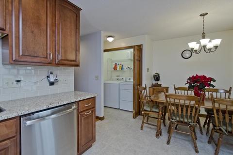 22 Adams St, Chicopee, MA 01013 photo 15