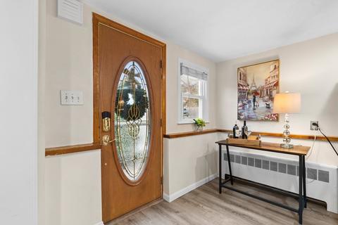 73 Comet Rd, Methuen, MA 01844 photo 4