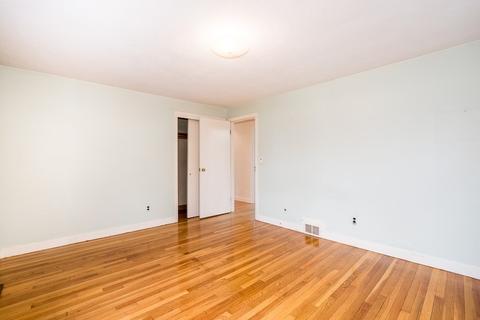 174 Robert Rd, Dedham, MA 02026 photo 11