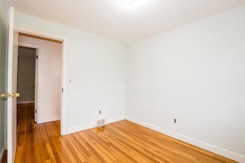 174 Robert Rd, Dedham, MA 02026 photo 15