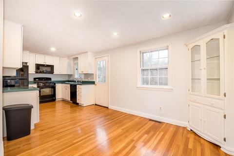 174 Robert Rd, Dedham, MA 02026 photo 6