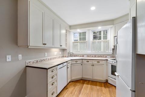 833 Great Plain Ave, Needham, MA 02492 photo 13