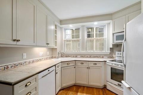 833 Great Plain Ave, Needham, MA 02492 photo 12