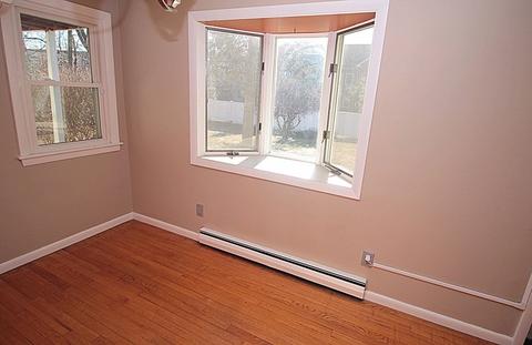 875 Maple Rd, Longmeadow, MA 01106 photo 9